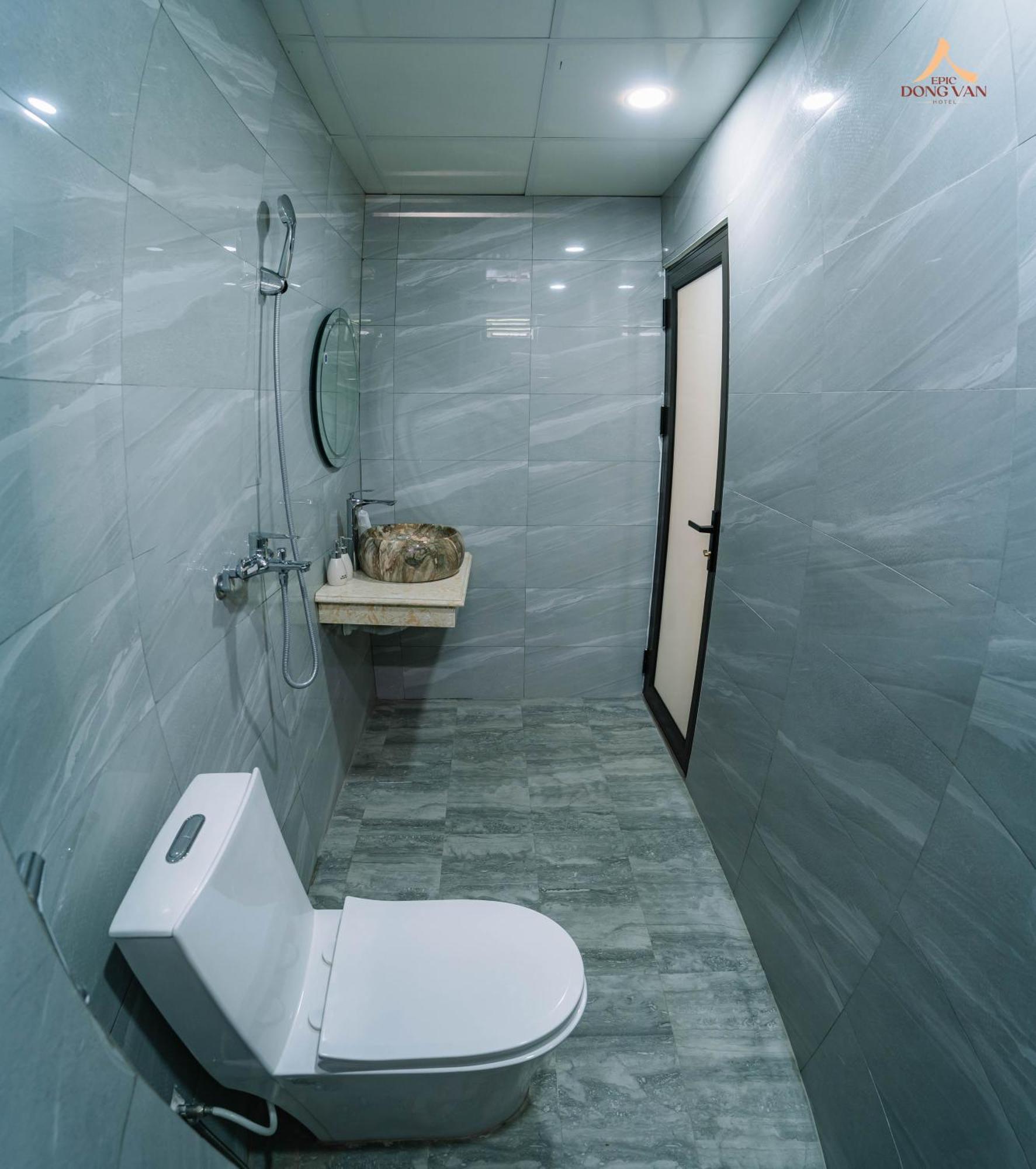 Epic Dong Van Hotel Kültér fotó